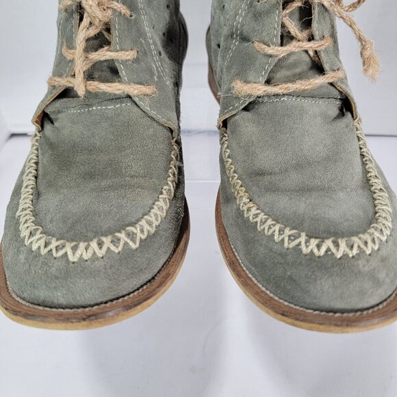 Womens 9/9.5 Olive Green Booties Relaxed Ankle Boots Boho Cottagecore Earthy - Picture 4 of 9